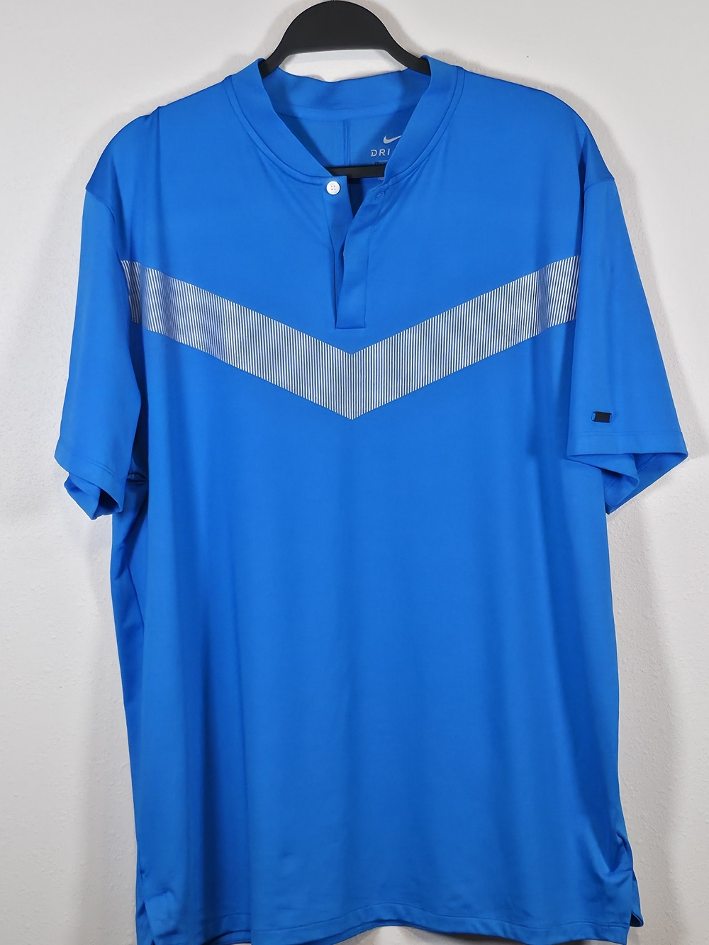 Nike Men’s Bright Blue Athletic Polo with Chevron Detail